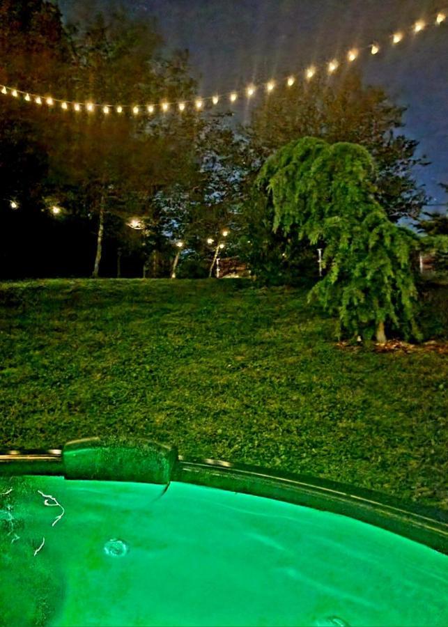 Kuca Za Odmor Malia Sa Spa Hot Tub Jacuzzijem - Nice And Cozy - Free Tickets To All City Attractions Ðurđevac Exterior foto