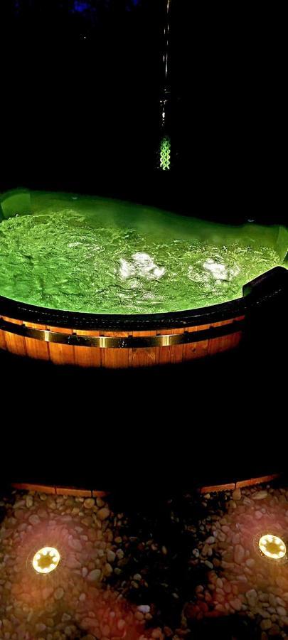 Kuca Za Odmor Malia Sa Spa Hot Tub Jacuzzijem - Nice And Cozy - Free Tickets To All City Attractions Ðurđevac Exterior foto